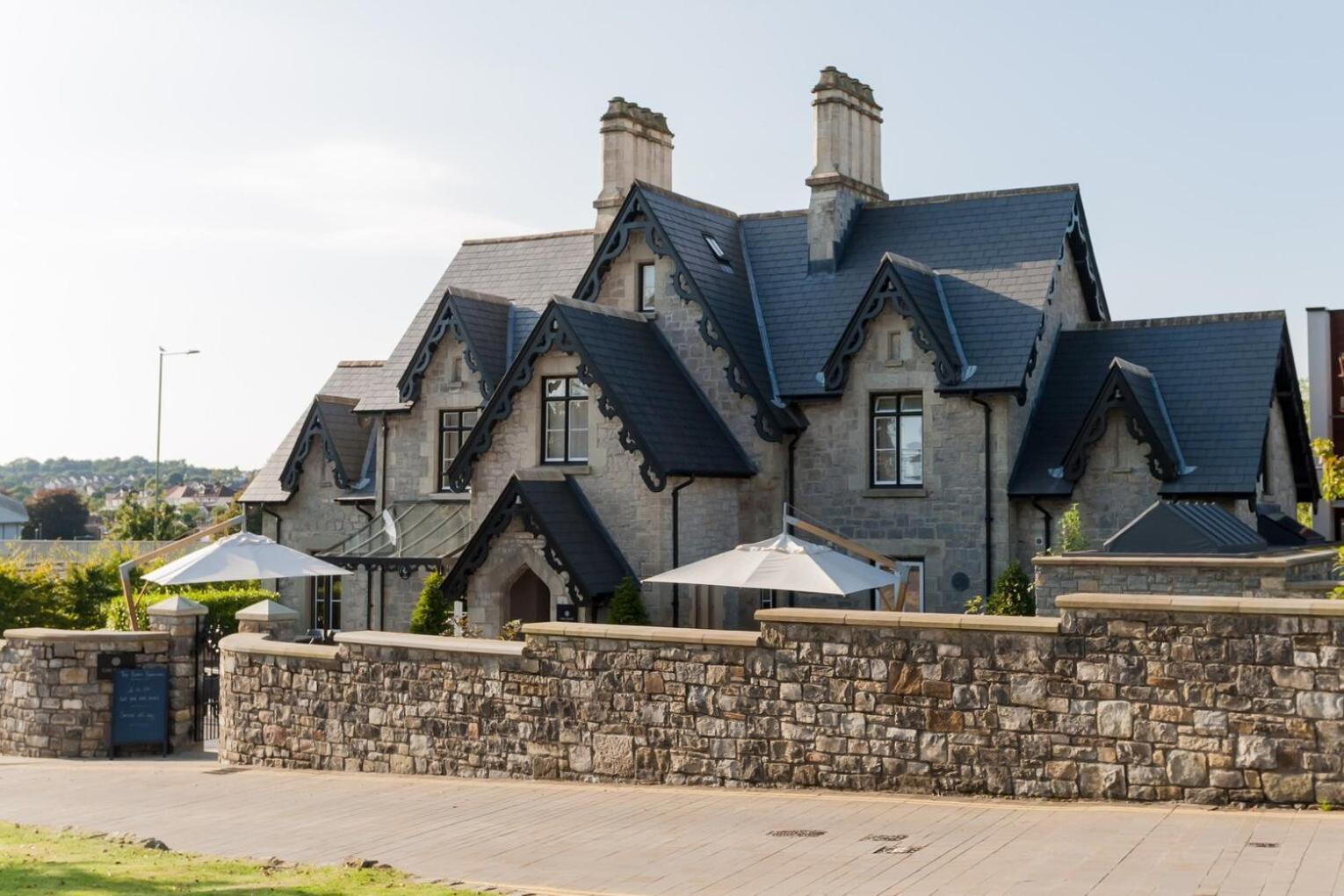 Cae Court Hotel 布里真德 外观 照片